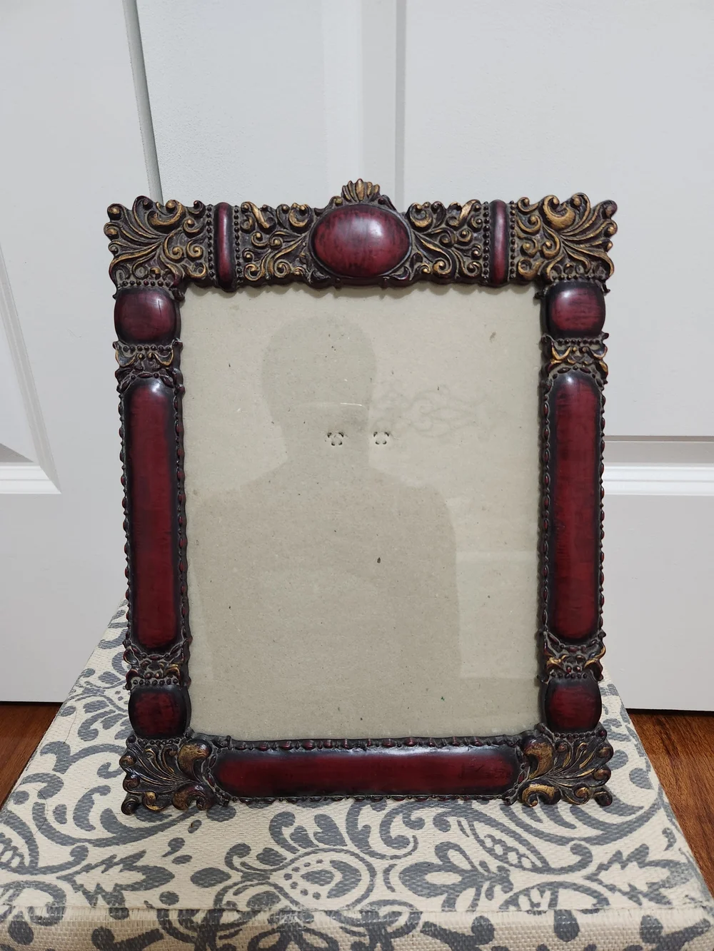 Decorative Vintage-Style Burgundy Photo Frames and Jewelry Box - Unbranded